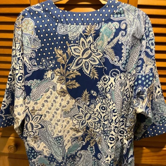 WOMENS CHICO’S 2/L DETAIL TOP - Picture 8 of 8